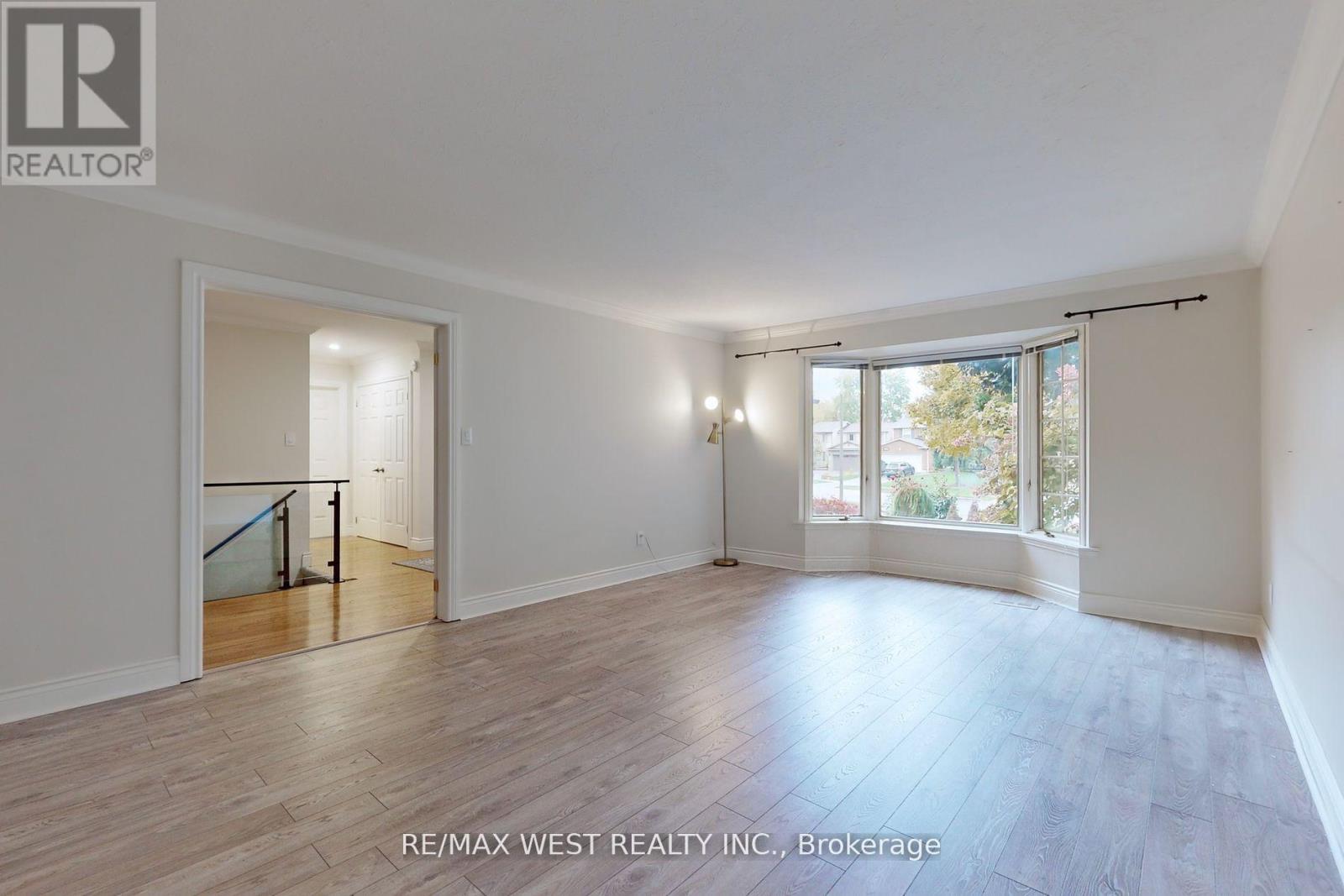 Main Floor - 499 Reynolds Street, Whitby (Downtown Whitby), Ontario  L1N 6H4 - Photo 8 - E12627580