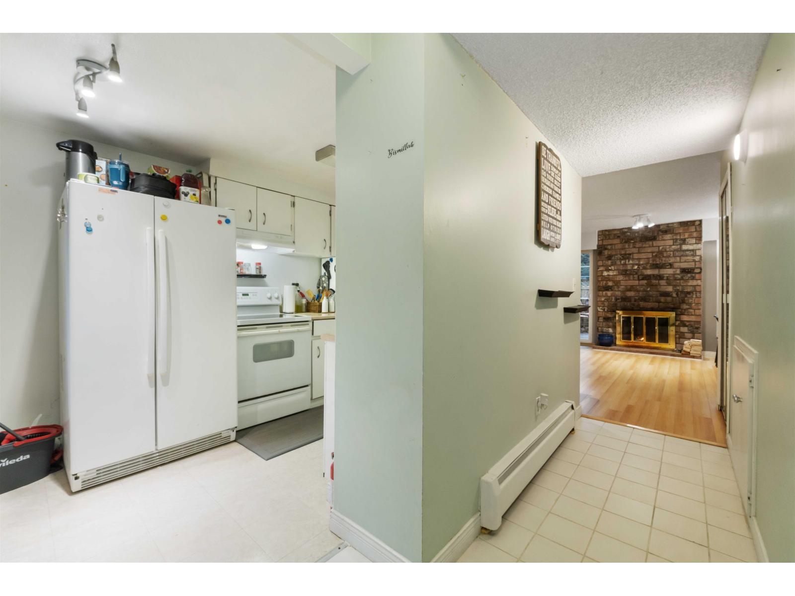 236 7447 140 Street, Surrey, British Columbia  V3W 6G5 - Photo 5 - R3073450