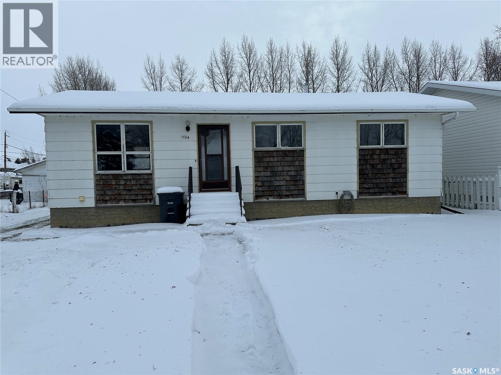 1704 1st AVENUE, Rosthern, Saskatchewan