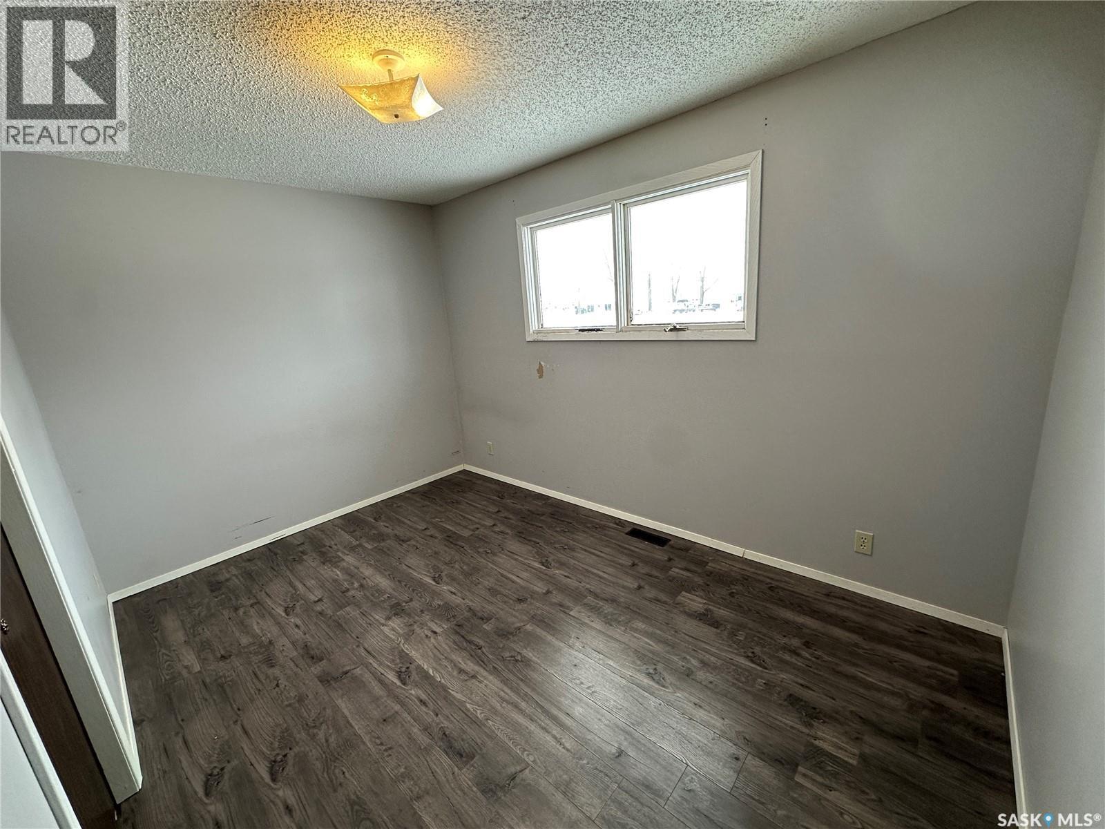 1704 1st Avenue, Rosthern, Saskatchewan  S0K 3R0 - Photo 10 - SK025471