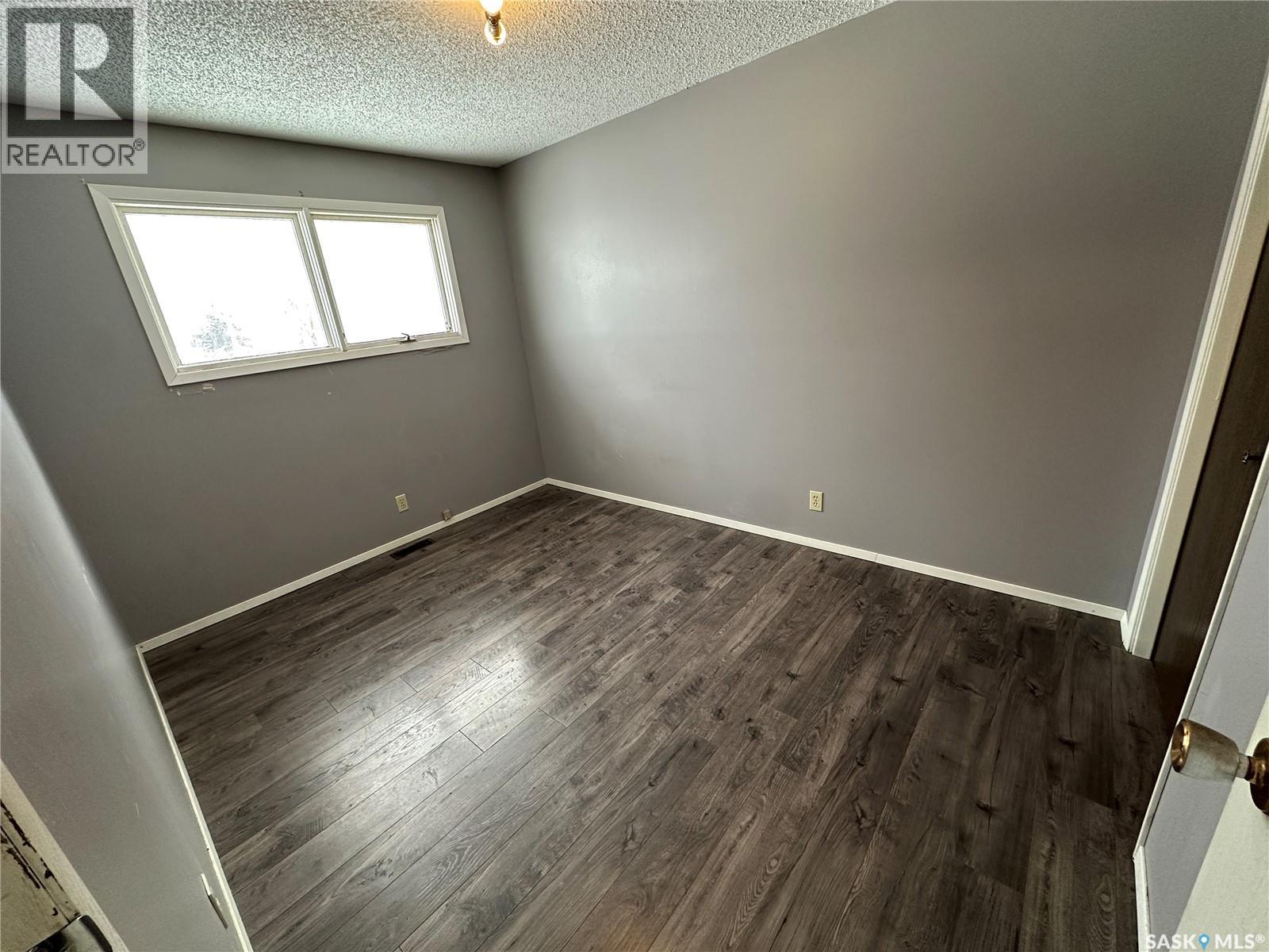 1704 1st Avenue, Rosthern, Saskatchewan  S0K 3R0 - Photo 9 - SK025471