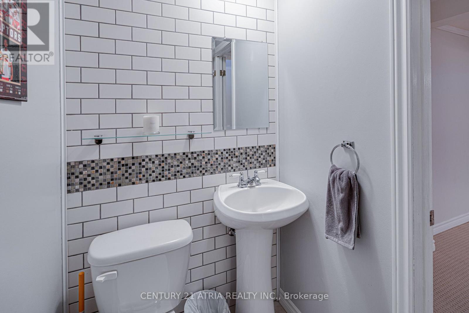 251 Stouffer Street, Whitchurch-Stouffville, Ontario  L4A 4Y8 - Photo 30 - N12627540