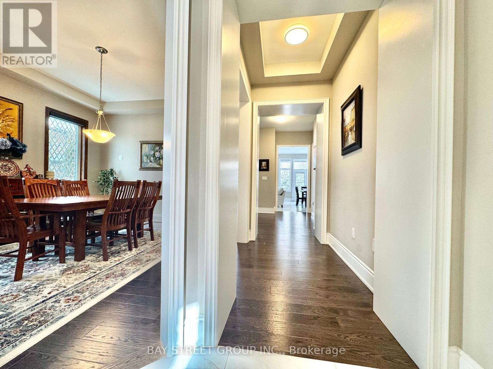 39 Cairns Gate, King, Ontario  L7B 0P5 - Photo 3 - N12627628