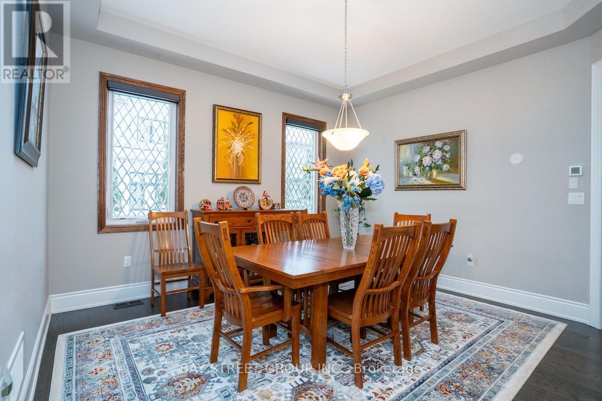 39 Cairns Gate, King, Ontario  L7B 0P5 - Photo 5 - N12627628