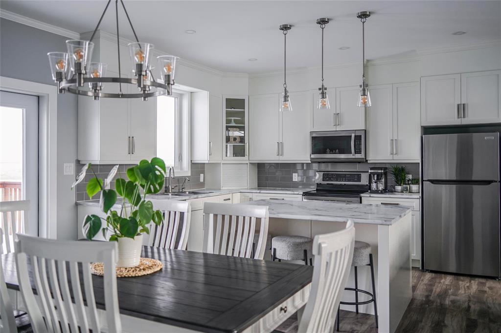 615 Cote Avenue E, St Pierre-Jolys, Manitoba  R0A 1V0 - Photo 16 - 202529808