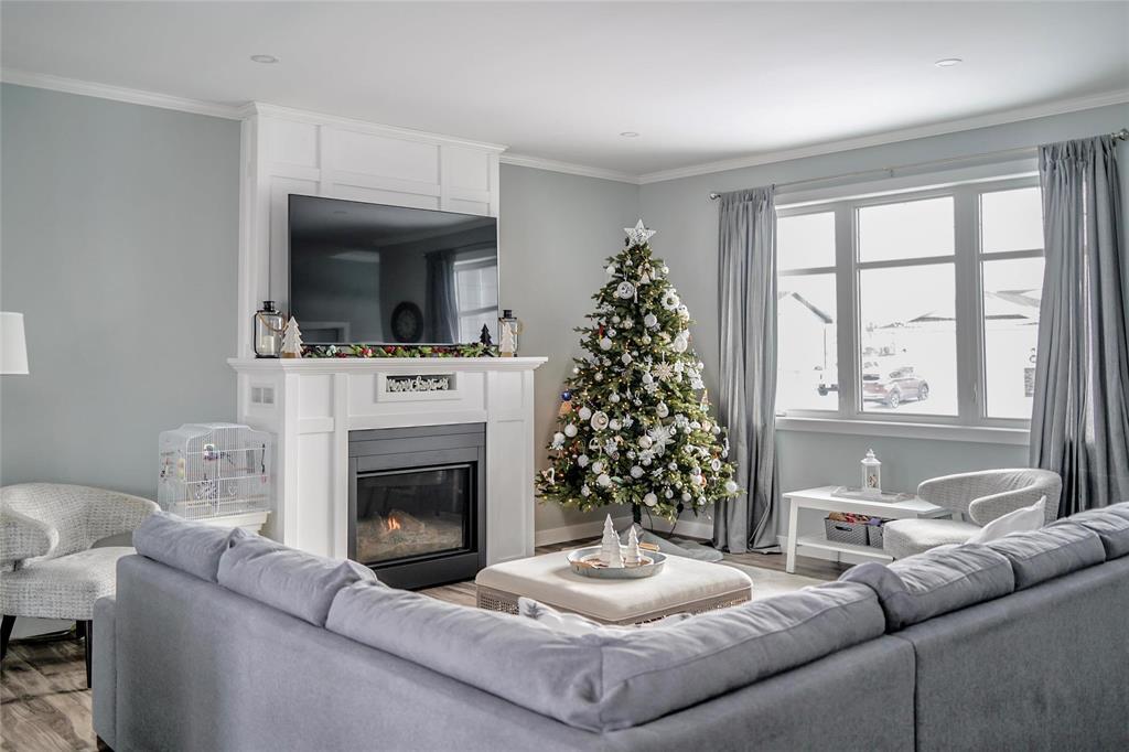 615 Cote Avenue E, St Pierre-Jolys, Manitoba  R0A 1V0 - Photo 8 - 202529808