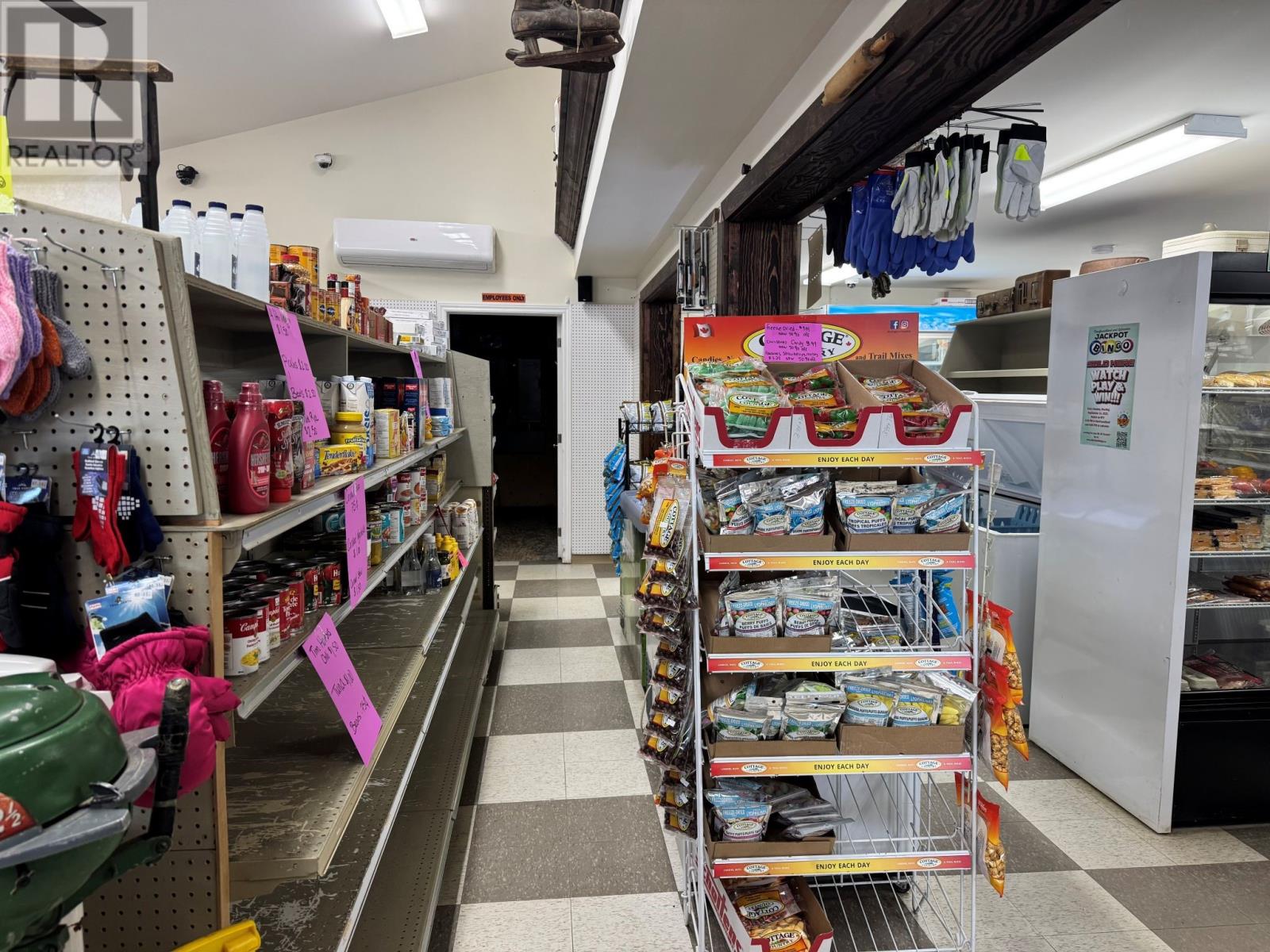 7 Crowell Avenue, Glenwood, Newfoundland & Labrador  A0G 2K0 - Photo 7 - 1293223