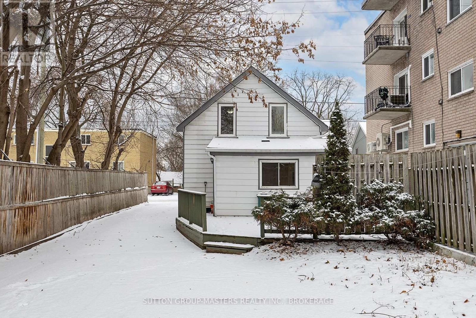 45 Russell Street, Kingston, Ontario  K7K 2E6 - Photo 9 - X12627720