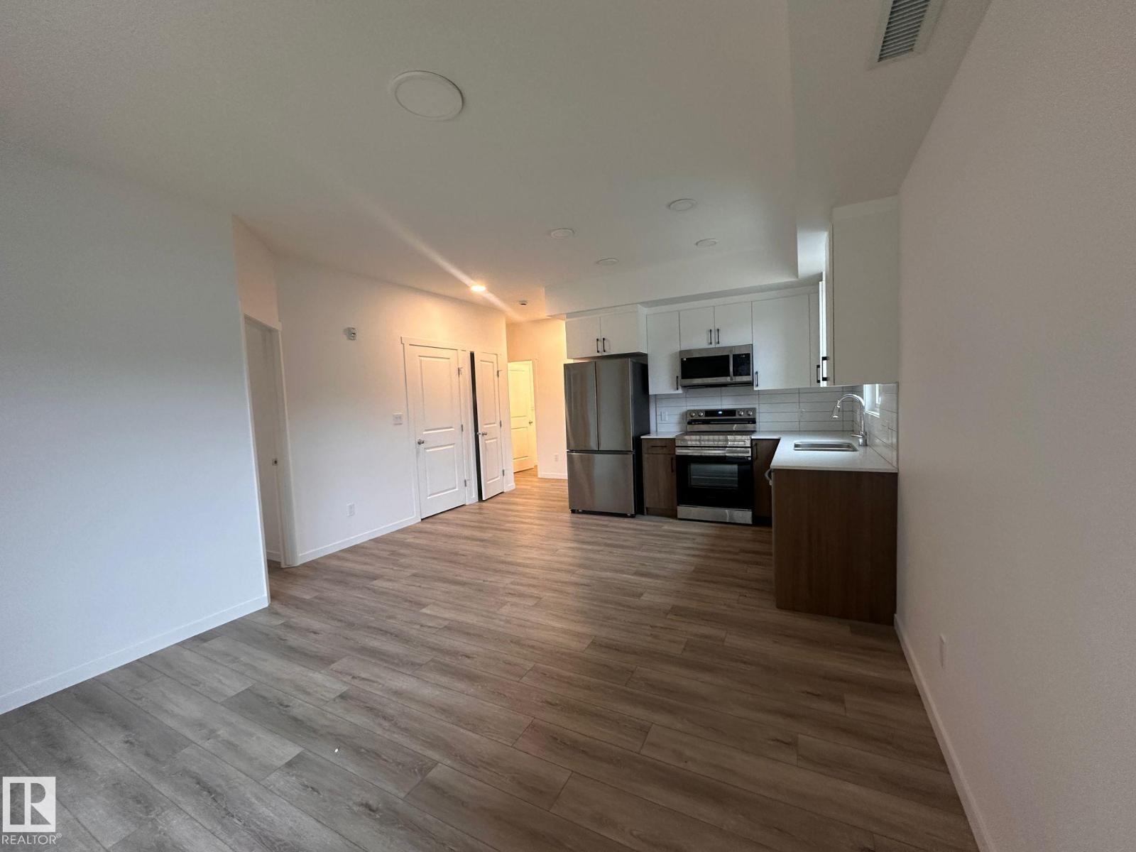 #104 9227 228 St Nw, Edmonton, Alberta T5T 4T1 - Photo 5 - E4460108