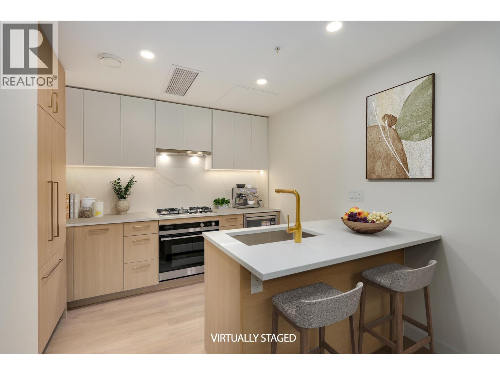 113 390 Guilby Street, Coquitlam, British Columbia  V3K 3Y6 - Photo 4 - R3073260