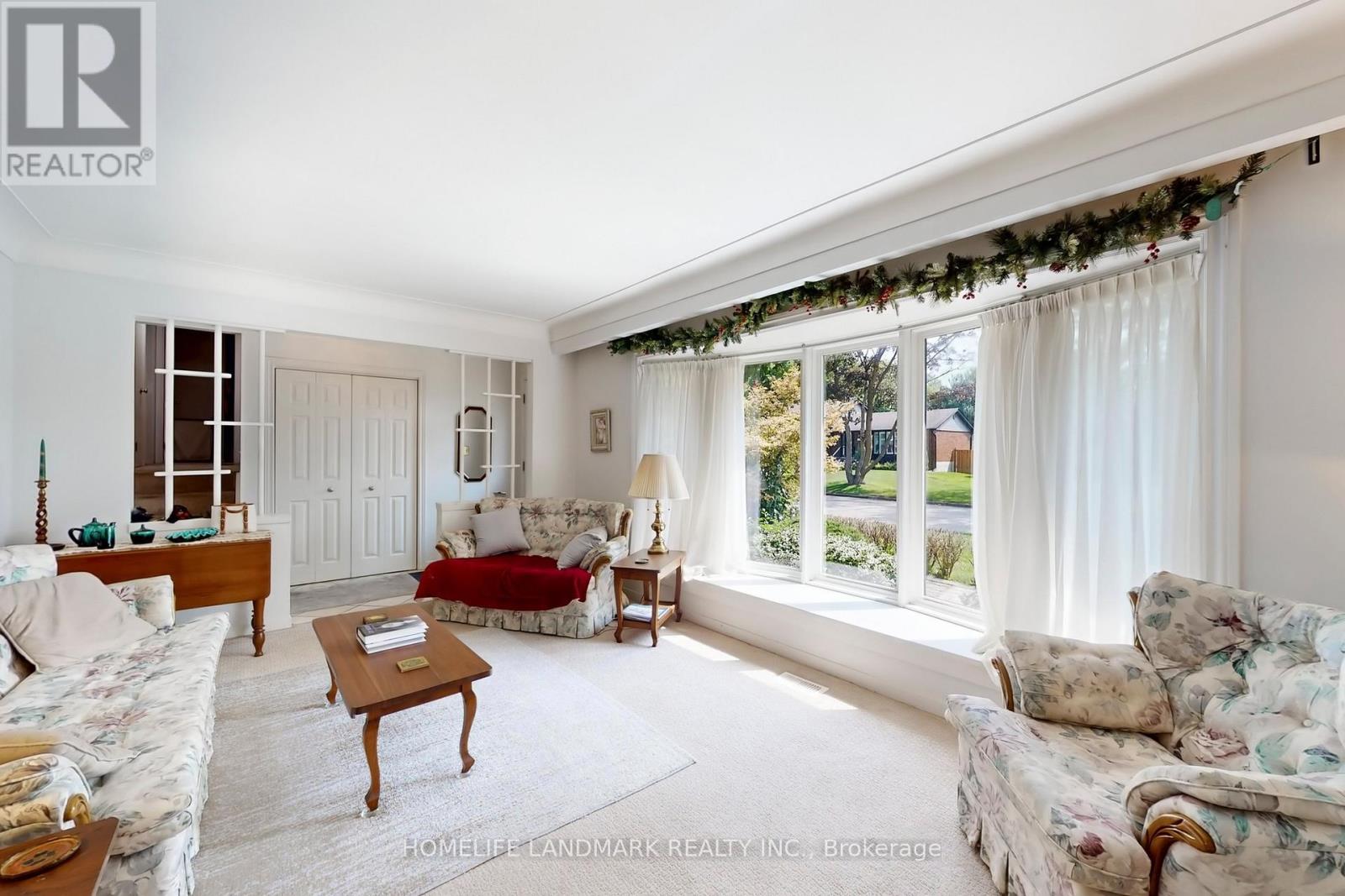 5177 Reeves Road, Burlington, Ontario  L7L 3J8 - Photo 3 - W12627568