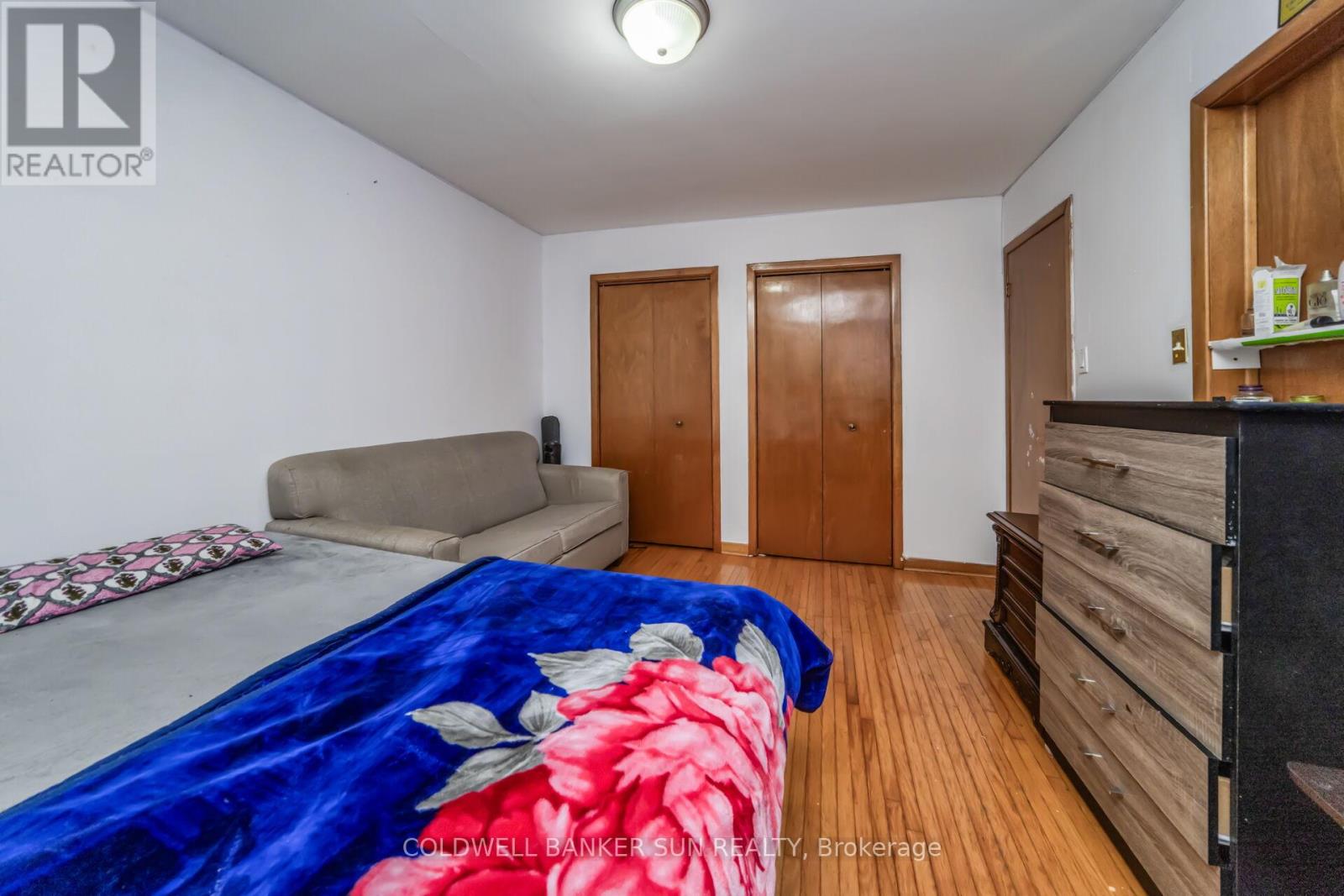 69 Songwood Drive, Toronto, Ontario  M9M 1X4 - Photo 23 - W12627600