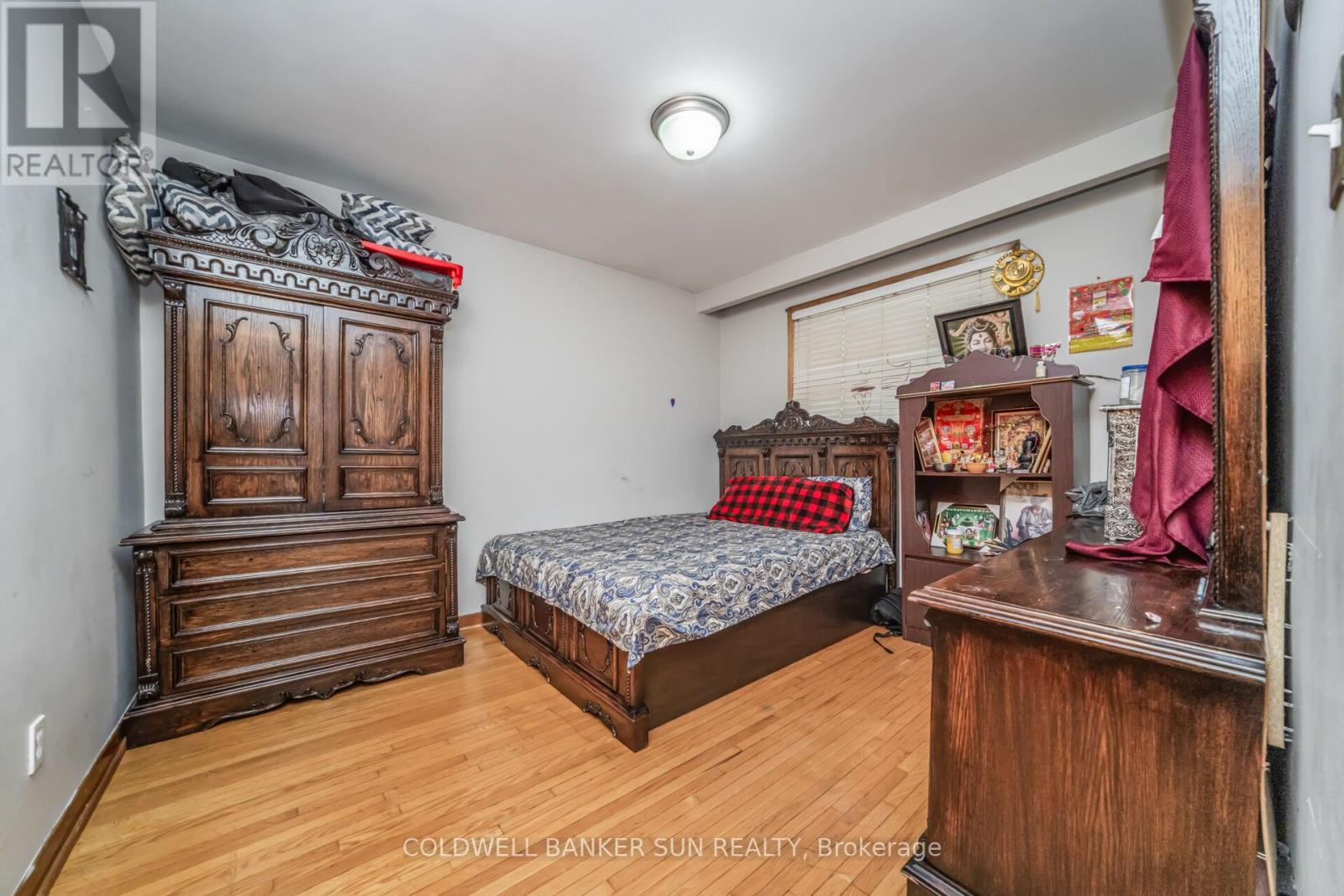 69 Songwood Drive, Toronto, Ontario  M9M 1X4 - Photo 25 - W12627600