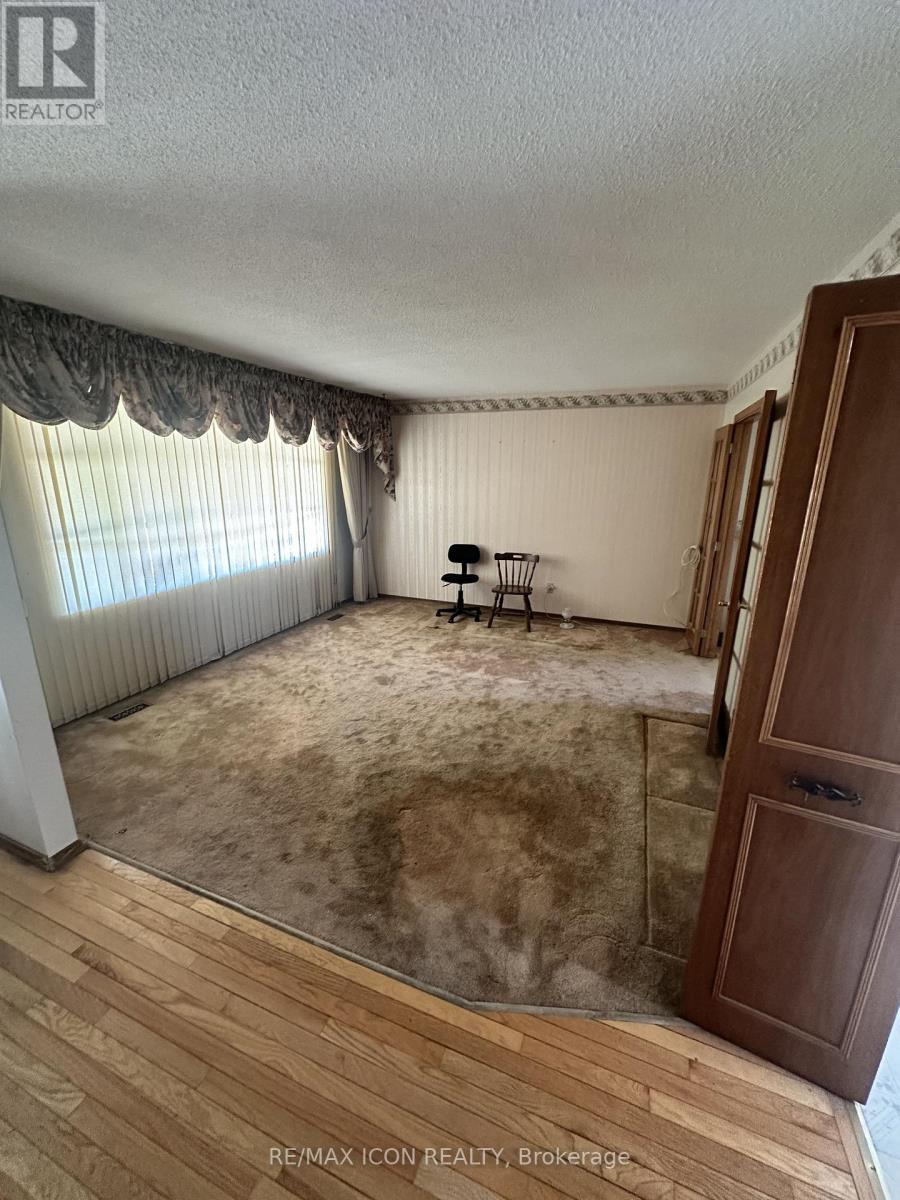 114 Archer Crescent, London South, Ontario  N6E 2A5 - Photo 11 - X12627662