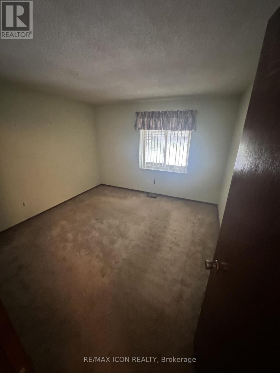 114 Archer Crescent, London South, Ontario  N6E 2A5 - Photo 19 - X12627662