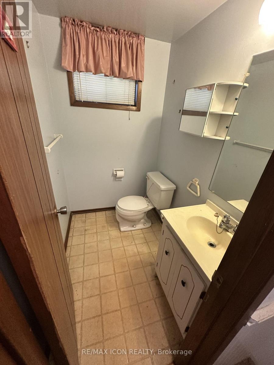 114 Archer Crescent, London South, Ontario  N6E 2A5 - Photo 27 - X12627662