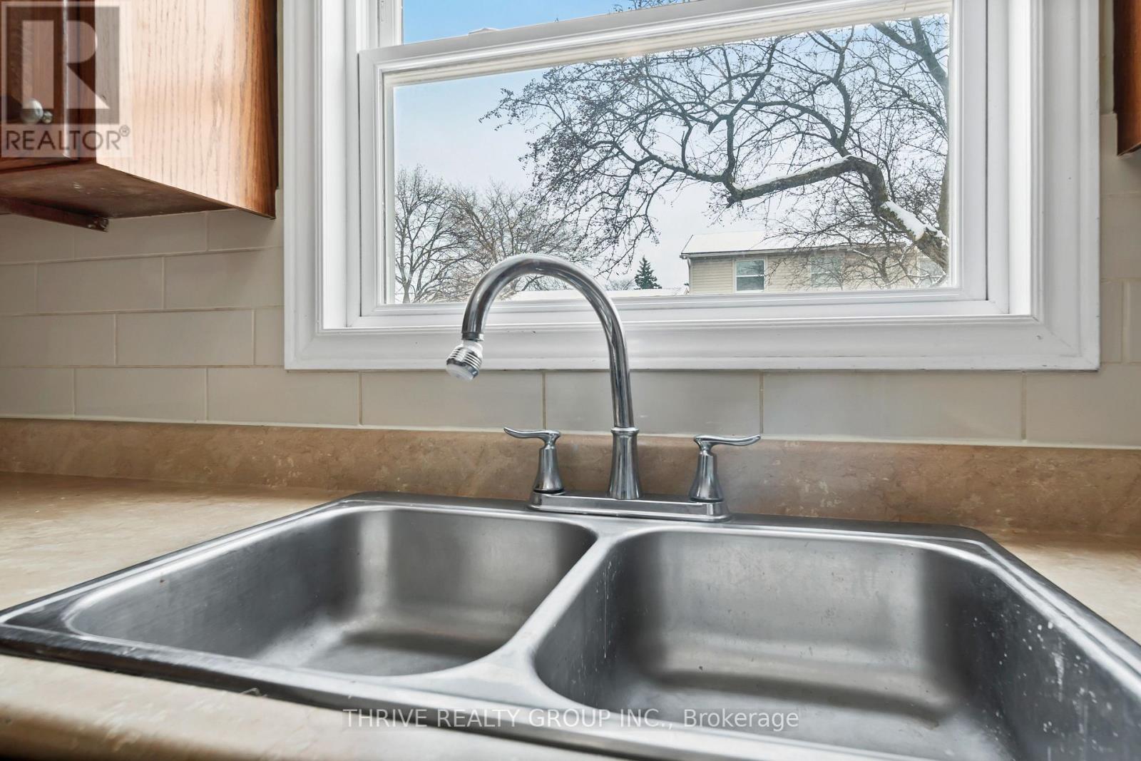 82 - 1330 Jalna Boulevard, London South, Ontario N6E 2H7 - Photo 11 - X12627800