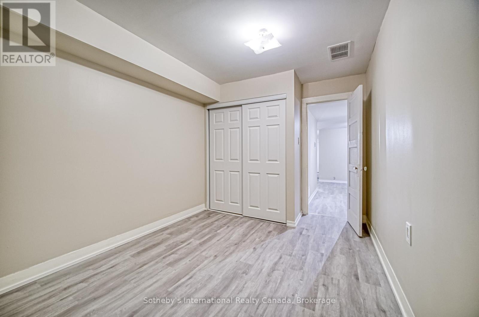 Lower - 35 Bellhaven Road, Toronto (Woodbine Corridor), Ontario  M4L 3J4 - Photo 12 - E12627664