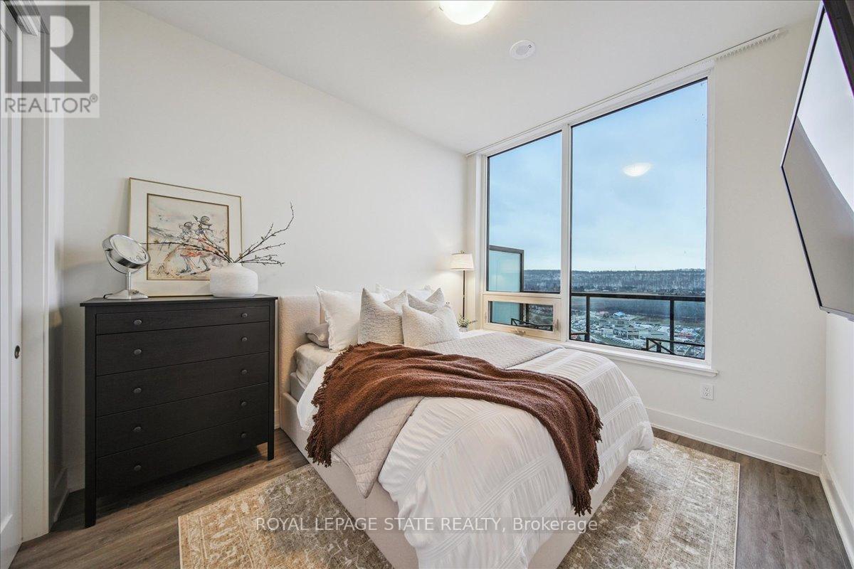 1901 - 385 Winston Road, Grimsby, Ontario L3M 4E8 - Photo 15 - X12627608