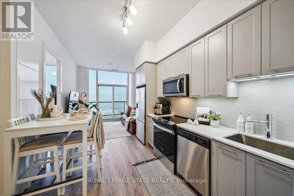 1901 - 385 Winston Road, Grimsby, Ontario L3M 4E8 - Photo 19 - X12627608