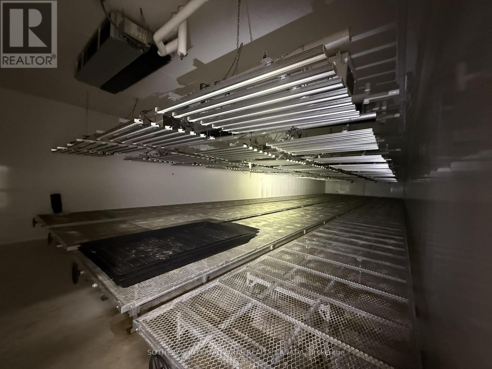 372 Burford-Delhi Tl Road, Norfolk, Ontario  N0E 1R0 - Photo 8 - X12627648