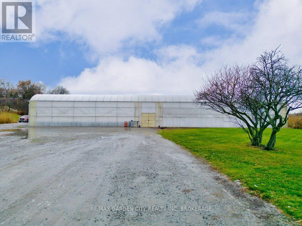 430 Concession 7 Road, Niagara-On-The-Lake, Ontario  L0S 1S0 - Photo 19 - X12627744