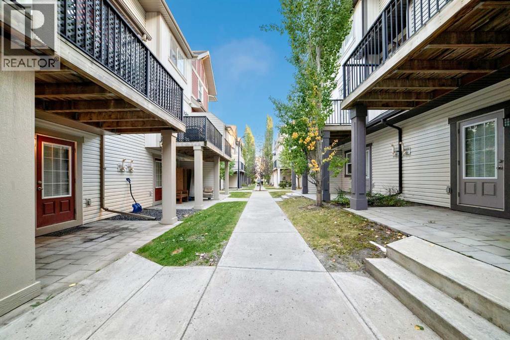 49 New Brighton Point Se, Calgary, Alberta  T2Z 1B6 - Photo 30 - A2259395