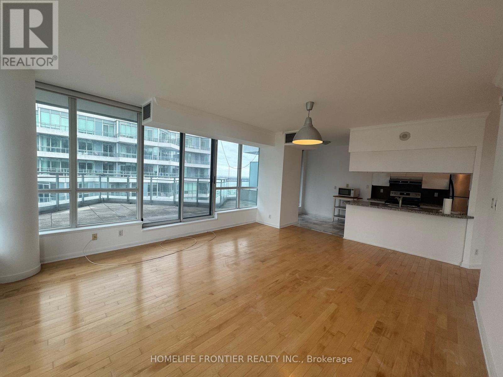 2609 - 230 Queens Quay W, Toronto, Ontario M5J 2X1 - Photo 3 - C12576706