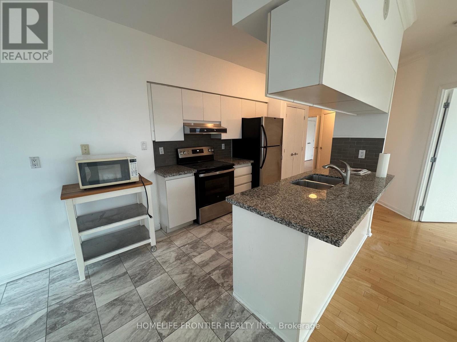 2609 - 230 Queens Quay W, Toronto, Ontario M5J 2X1 - Photo 4 - C12576706