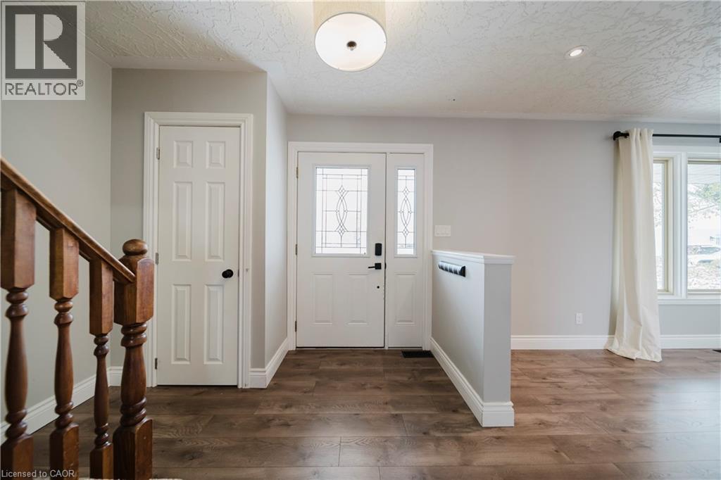 7 Campbell Place, Wellesley, Ontario N0B 2T0 - Photo 4 - 40786697