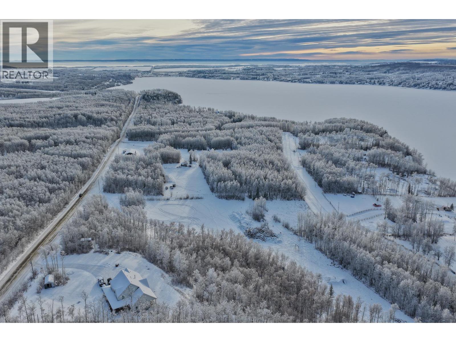 13439 Sunnyside Drive, Fort St. John, British Columbia  V9Z 0H4 - Photo 4 - R3072184