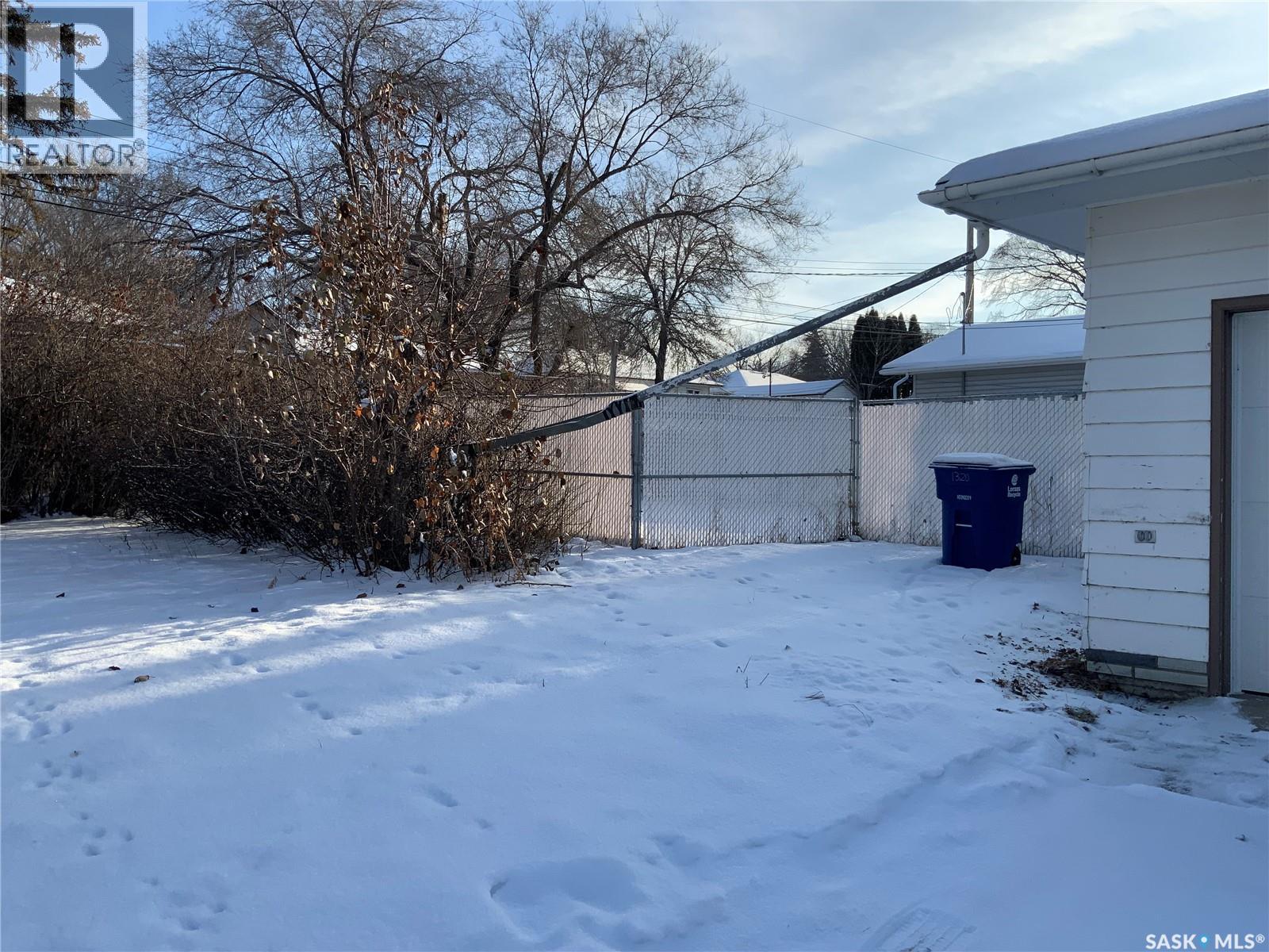 1320 J Avenue N, Saskatoon, Saskatchewan  S7L 2L8 - Photo 24 - SK025523