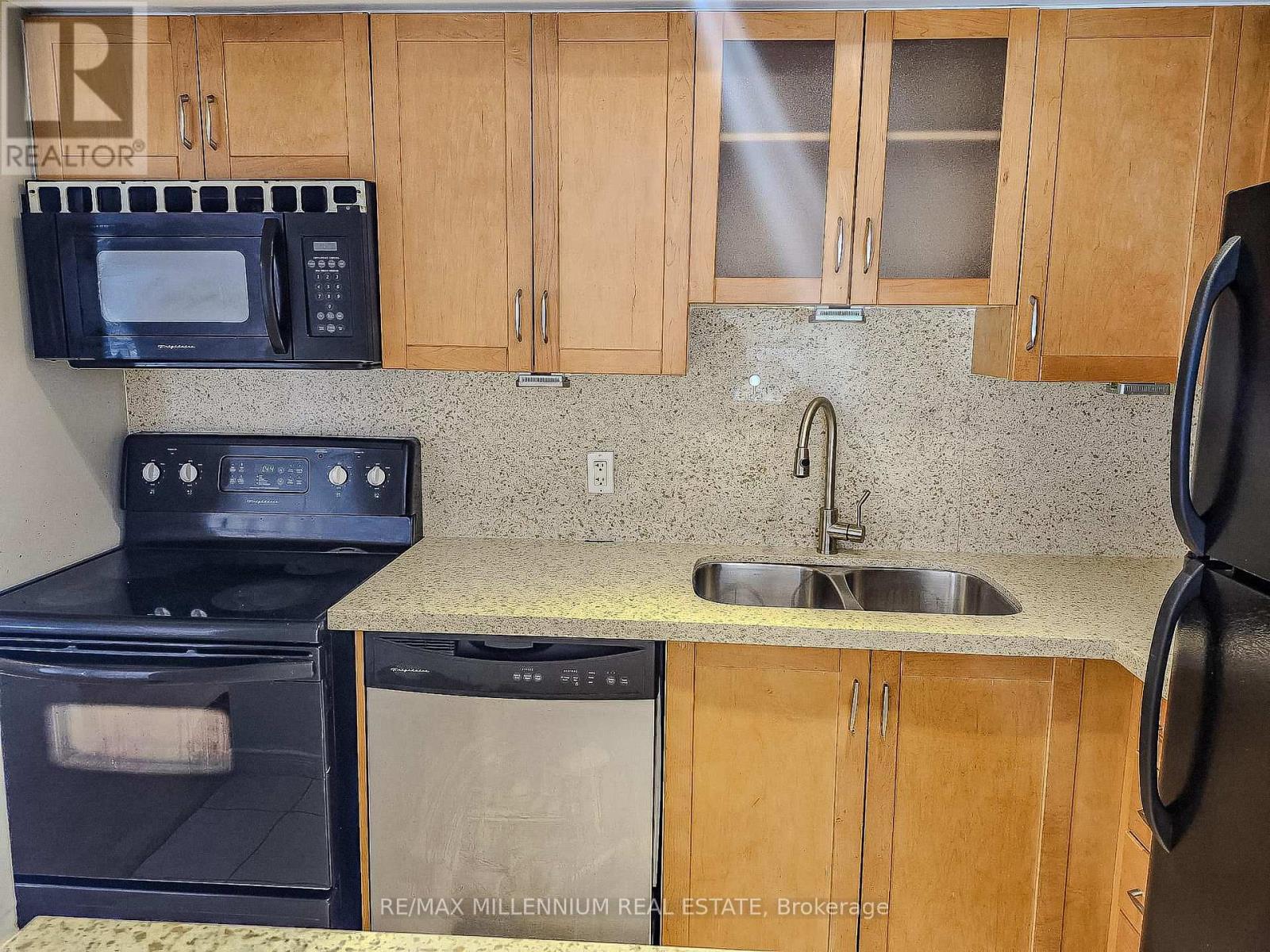 837 - 46 Western Battery Road, Toronto, Ontario  M6K 3P1 - Photo 4 - C12627766