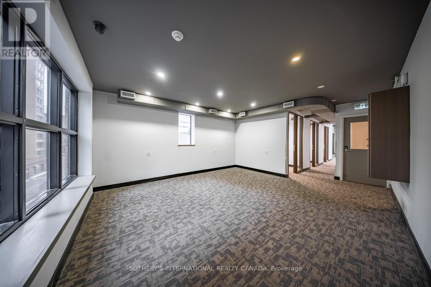 31 Elm Street, Toronto, Ontario  M5G 1H1 - Photo 30 - C12627794