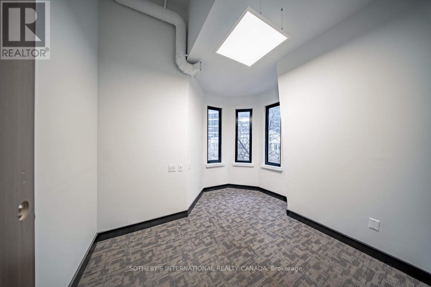 31 Elm Street, Toronto, Ontario  M5G 1H1 - Photo 36 - C12627794