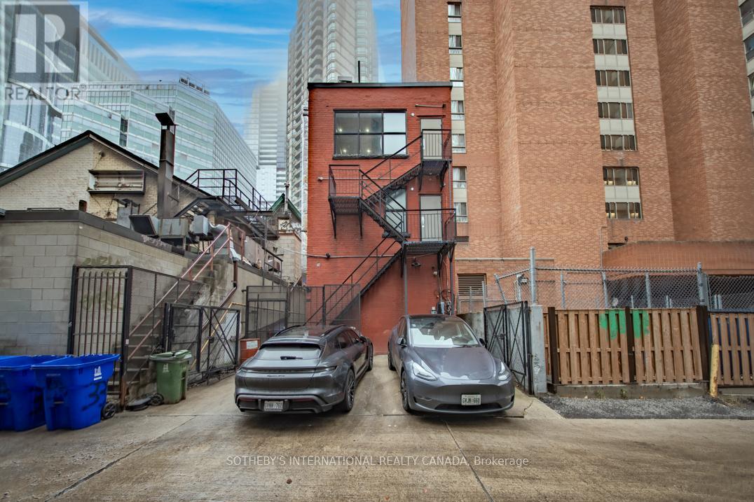 31 Elm Street, Toronto, Ontario  M5G 1H1 - Photo 39 - C12627794