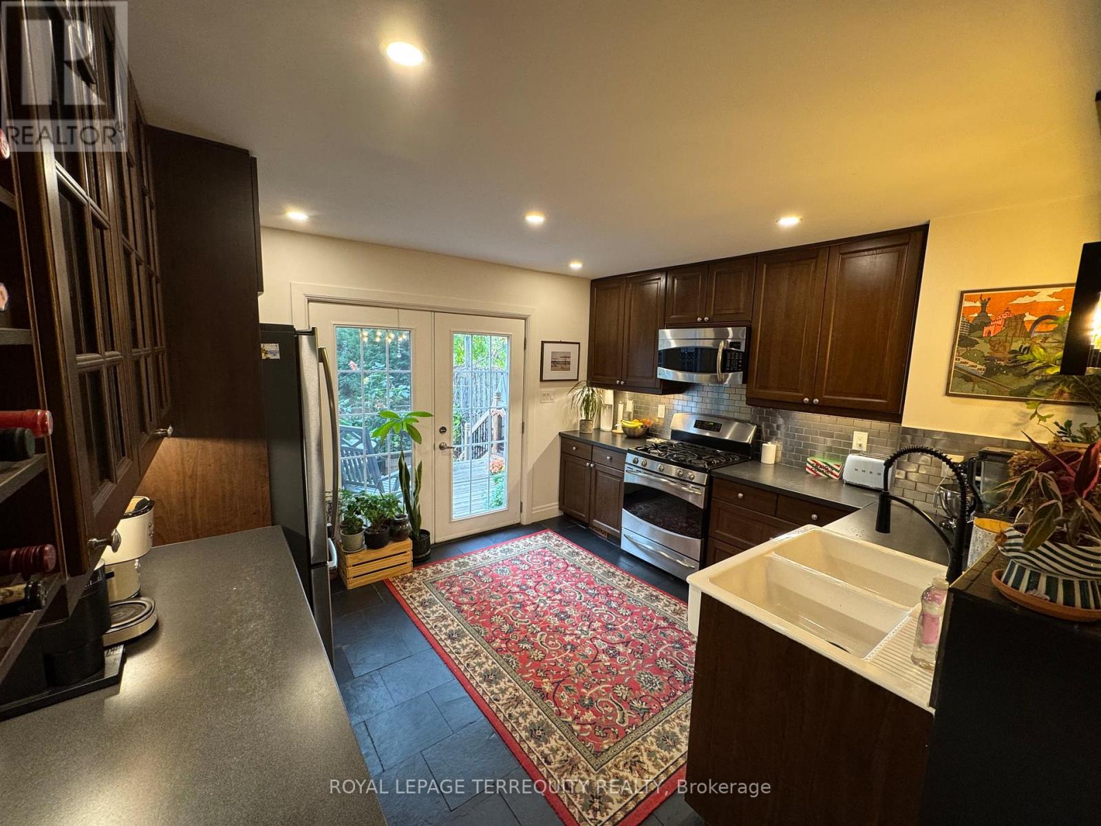 388 Ashdale Avenue, Toronto, Ontario  M4L 2Z2 - Photo 9 - E12627670