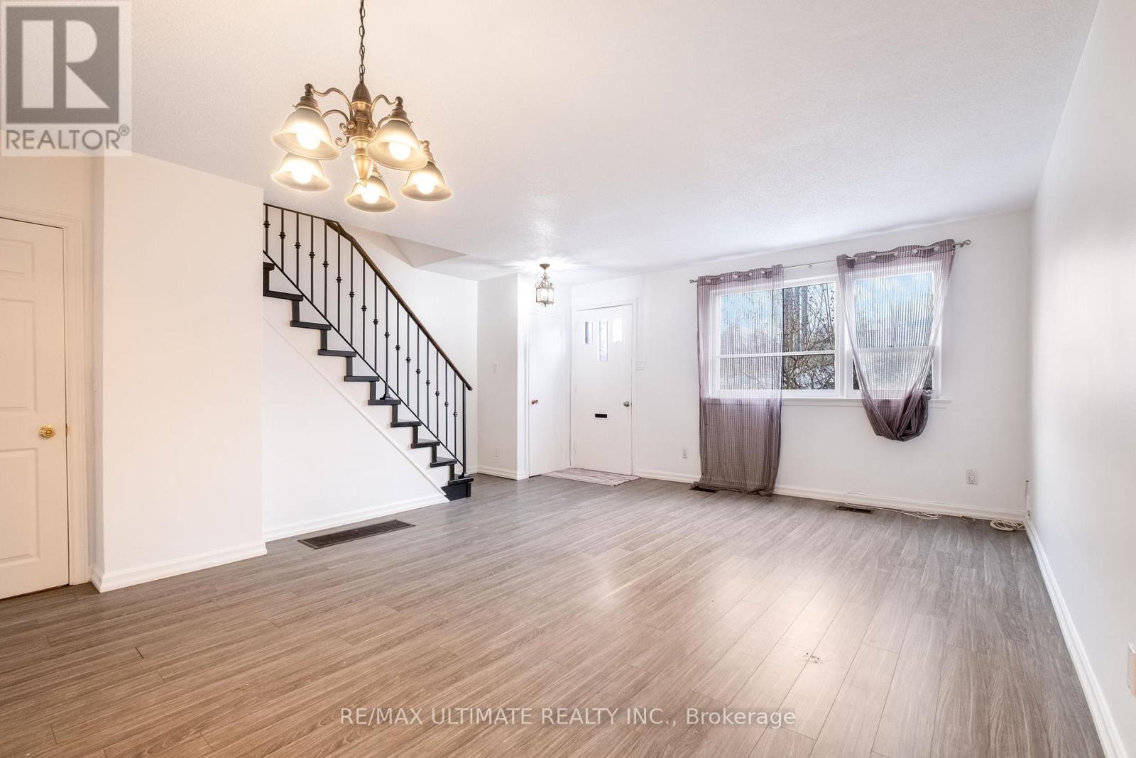 2 Egan Avenue, Toronto, Ontario  M4J 2Z3 - Photo 5 - E12627710