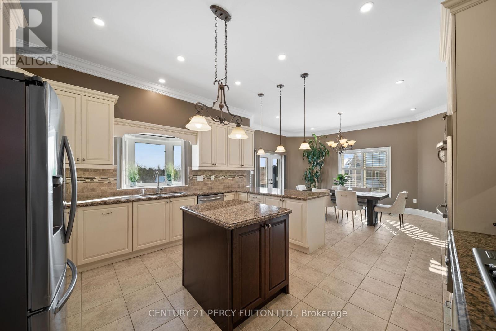 5121 Tom Thomson Court, Pickering, Ontario  L1Y 0A1 - Photo 19 - E12627792