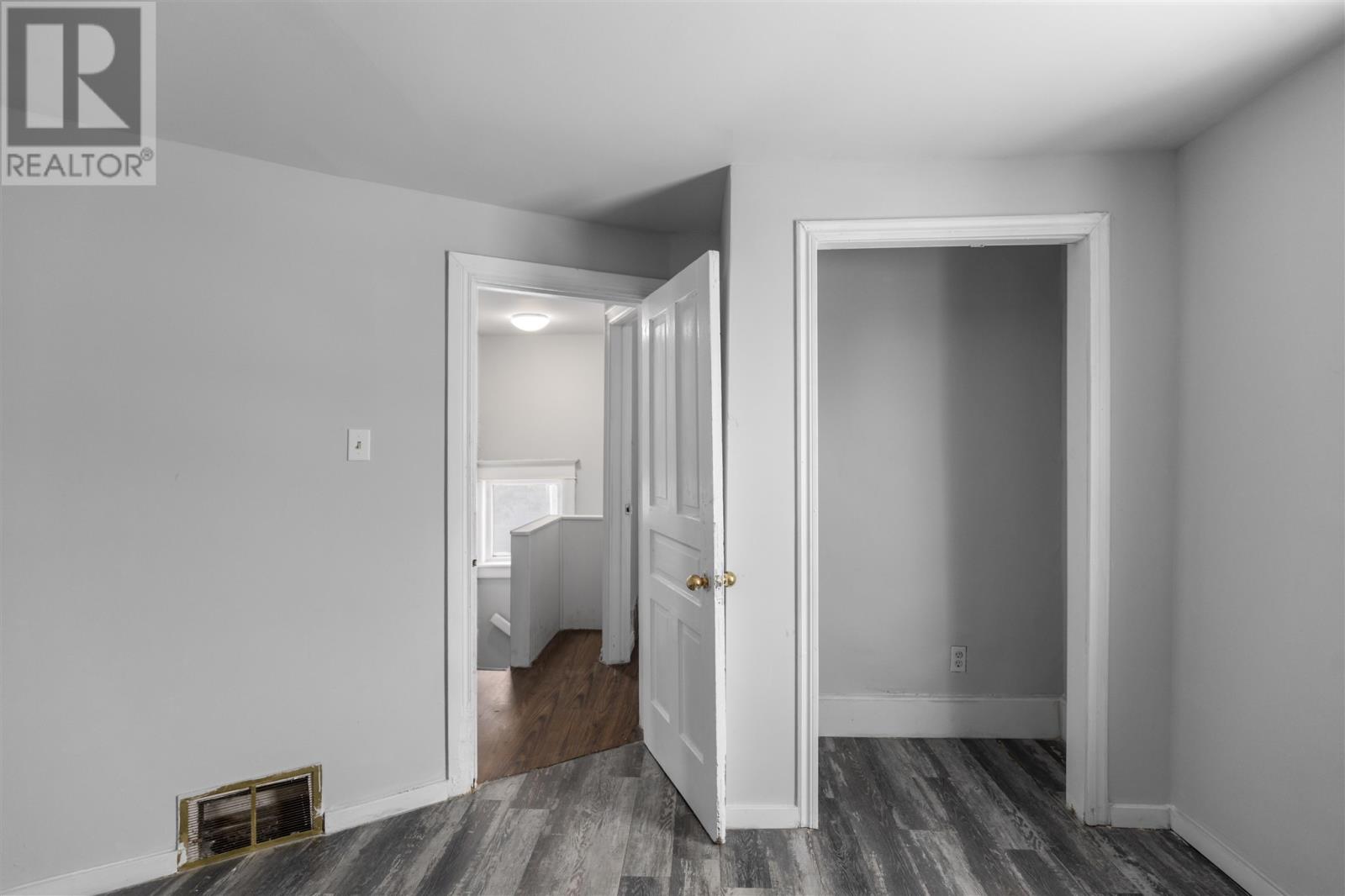 32 Cathcart St, Sault Ste. Marie, Ontario P6A 1E1 - Photo 24 - SM253455