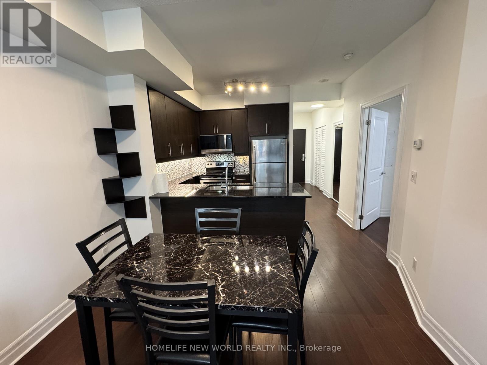 310 - 8110 Birchmount Road, Markham (Unionville), Ontario  L6G 0E4 - Photo 5 - N12627684