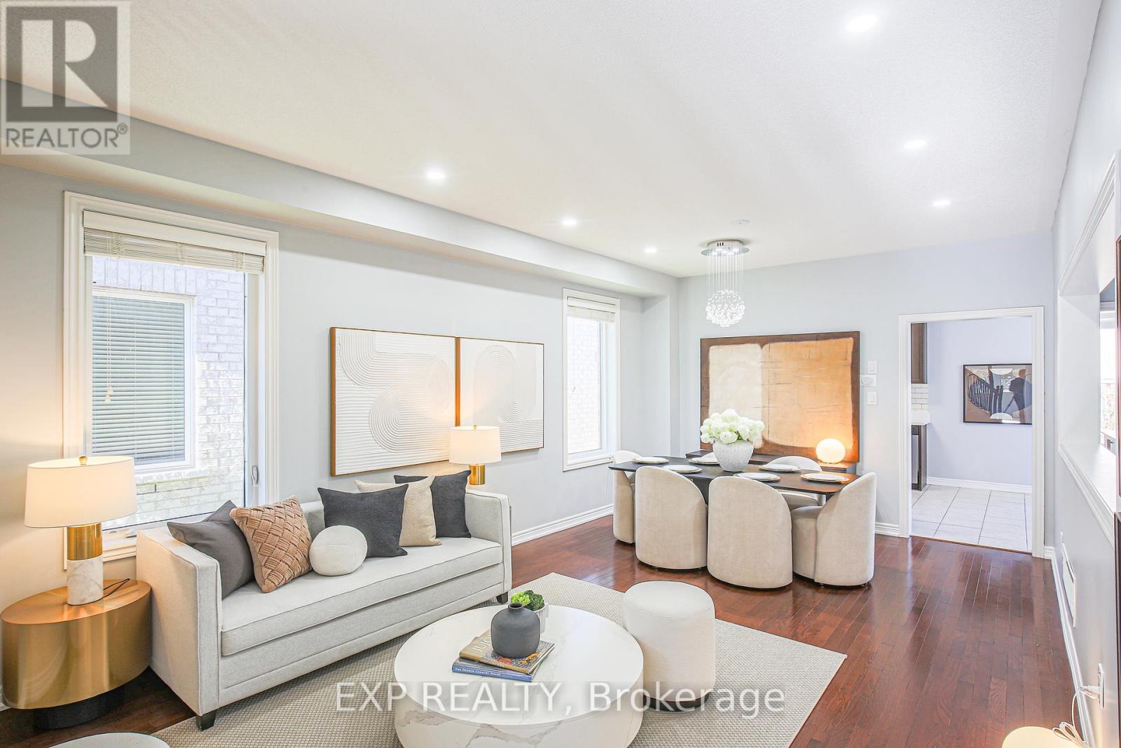 67 Pineforest Place, Markham, Ontario  L6E 2B1 - Photo 2 - N12627690