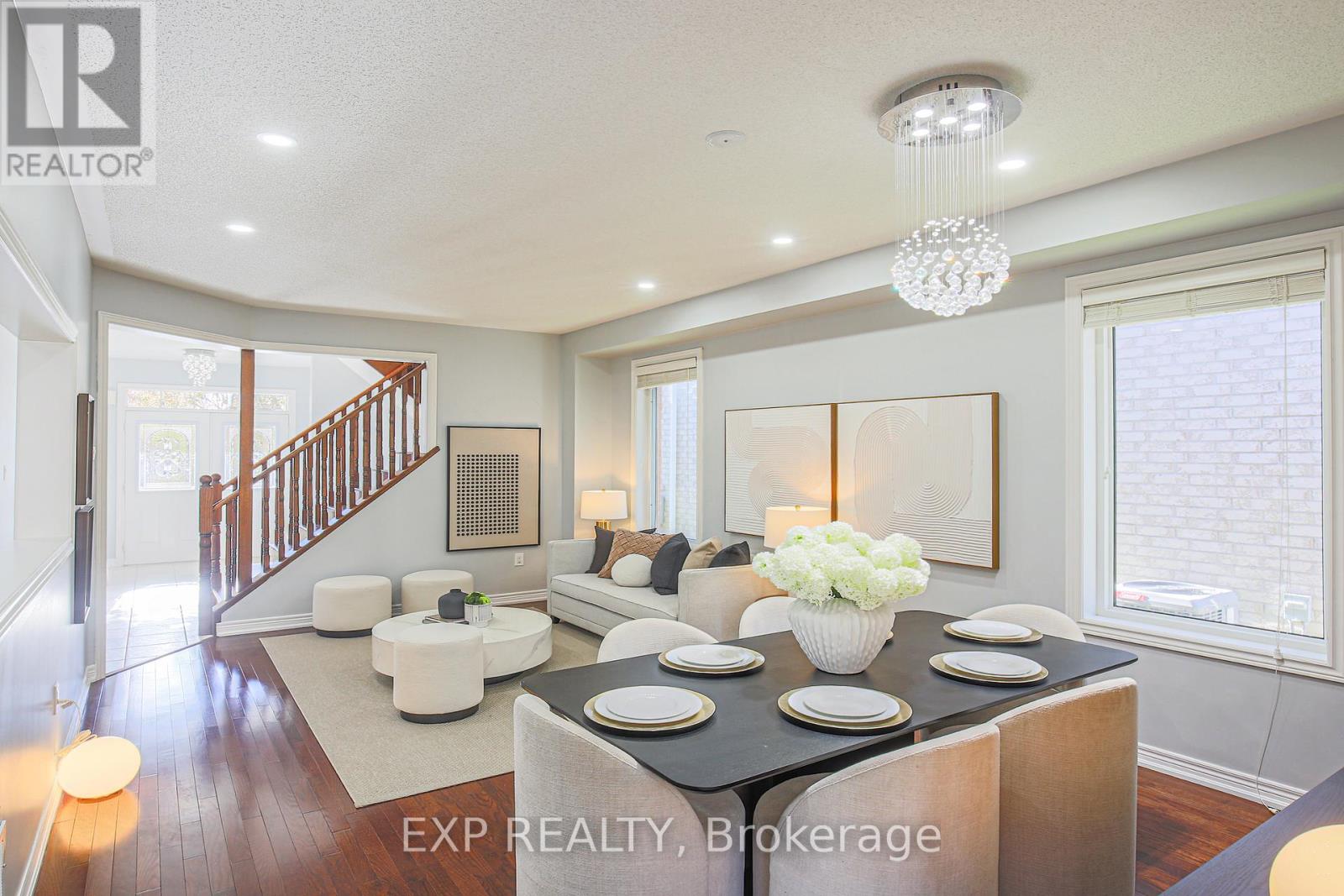 67 Pineforest Place, Markham, Ontario  L6E 2B1 - Photo 5 - N12627690