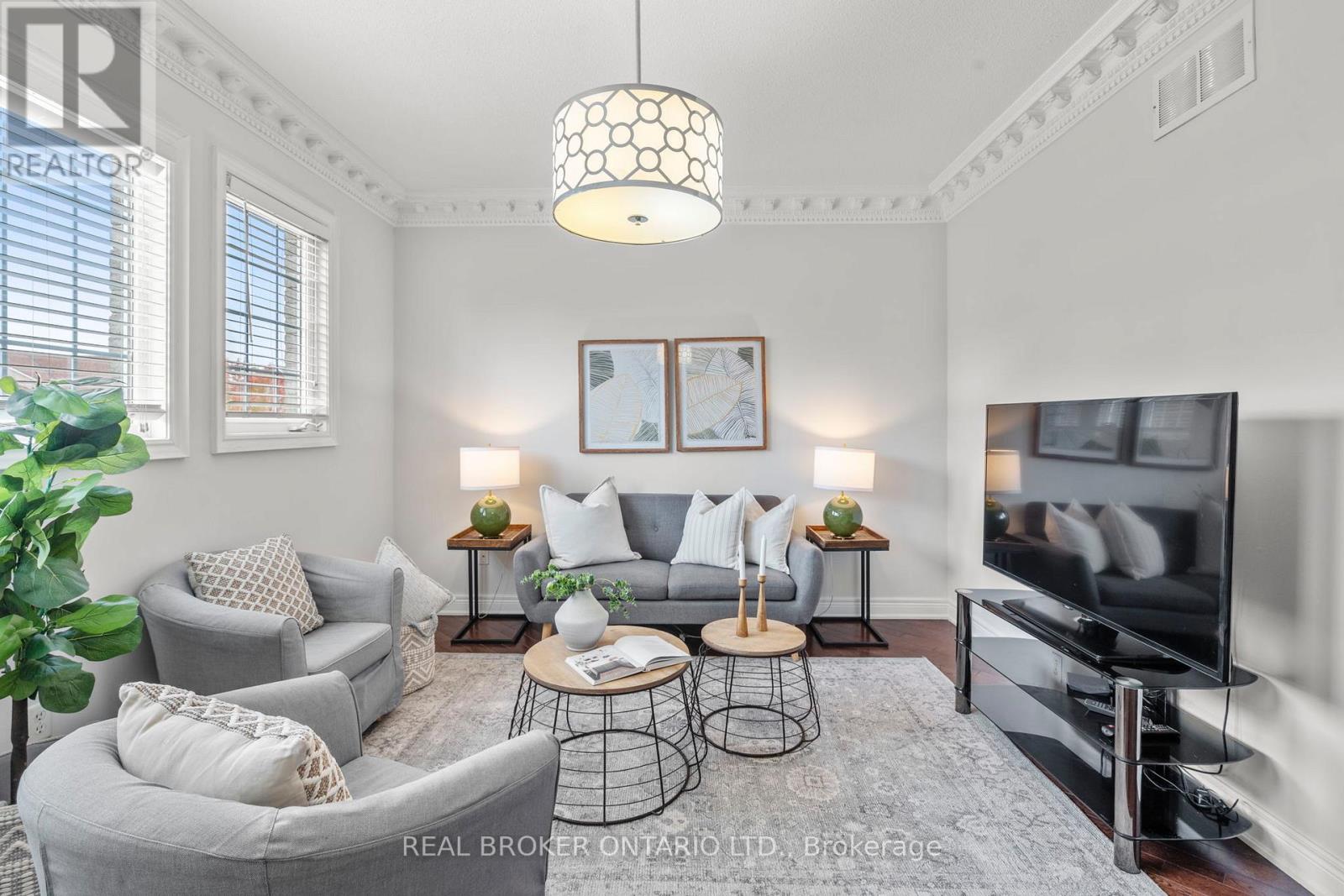 85 Laurier Avenue, Richmond Hill, Ontario  L4E 4P7 - Photo 21 - N12627784