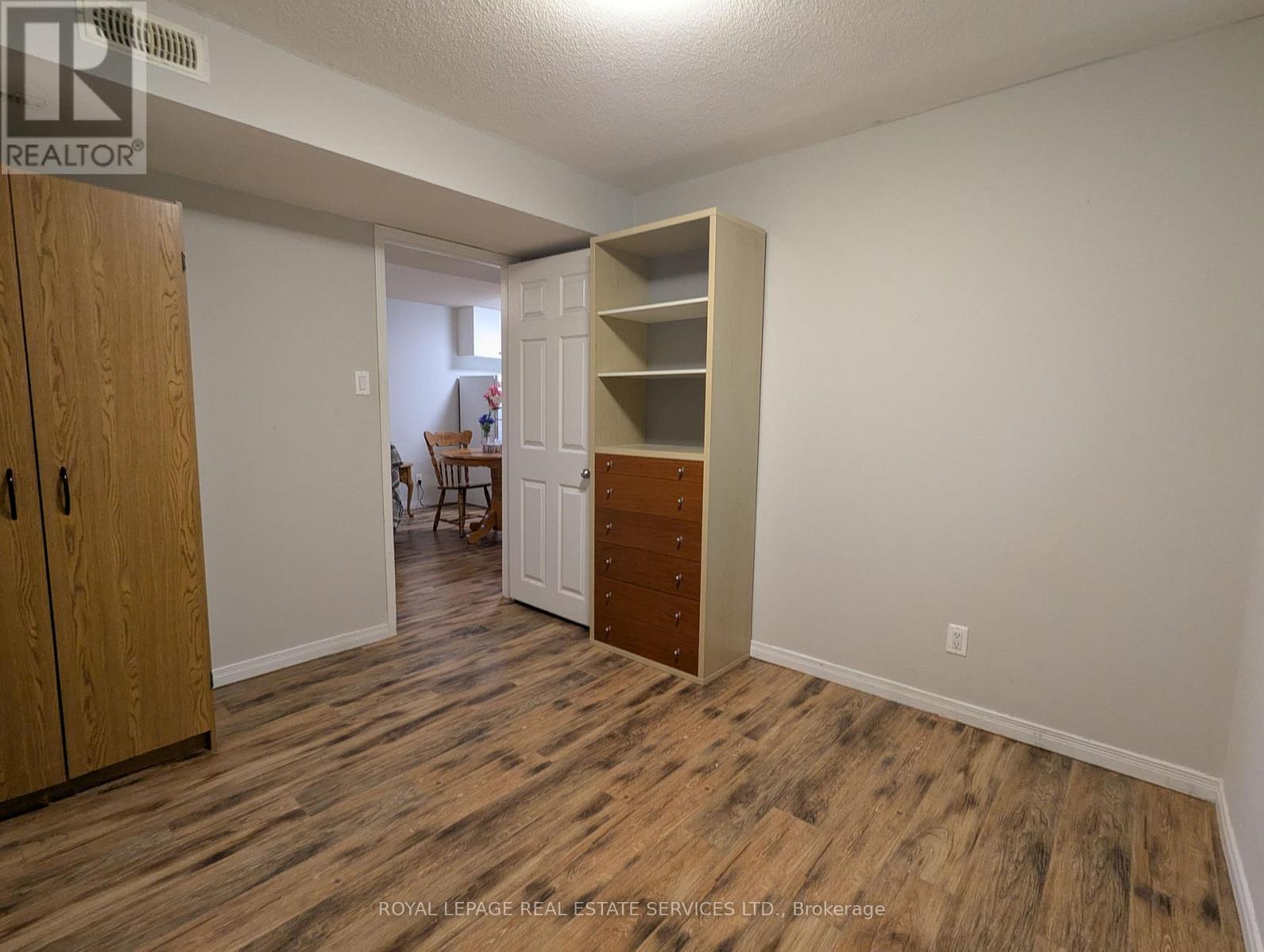 Bsmt - 6053 Leeside Crescent, Mississauga, Ontario  L5M 5K6 - Photo 10 - W12627674