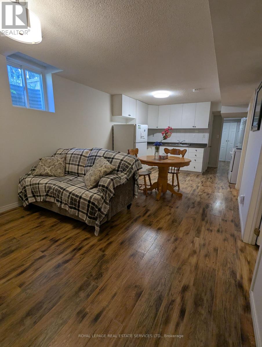 Bsmt - 6053 Leeside Crescent, Mississauga, Ontario  L5M 5K6 - Photo 7 - W12627674