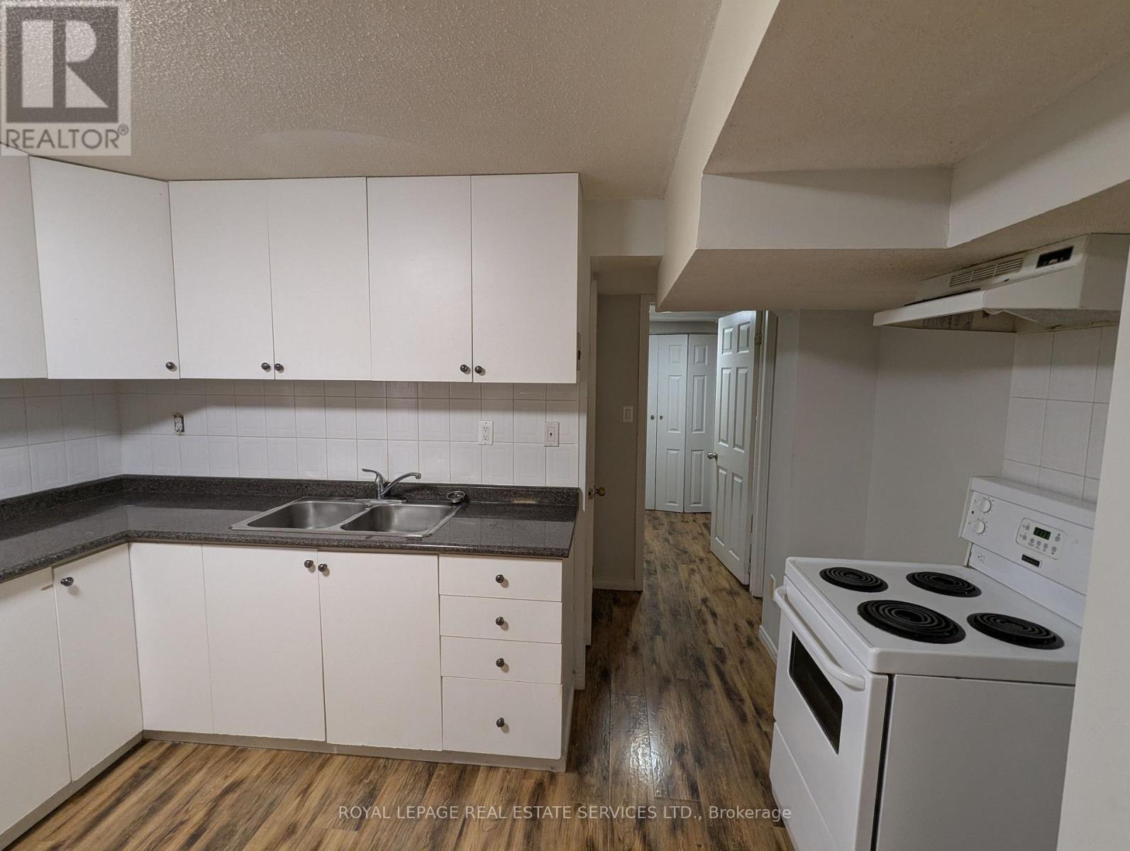 Bsmt - 6053 Leeside Crescent, Mississauga, Ontario  L5M 5K6 - Photo 9 - W12627674