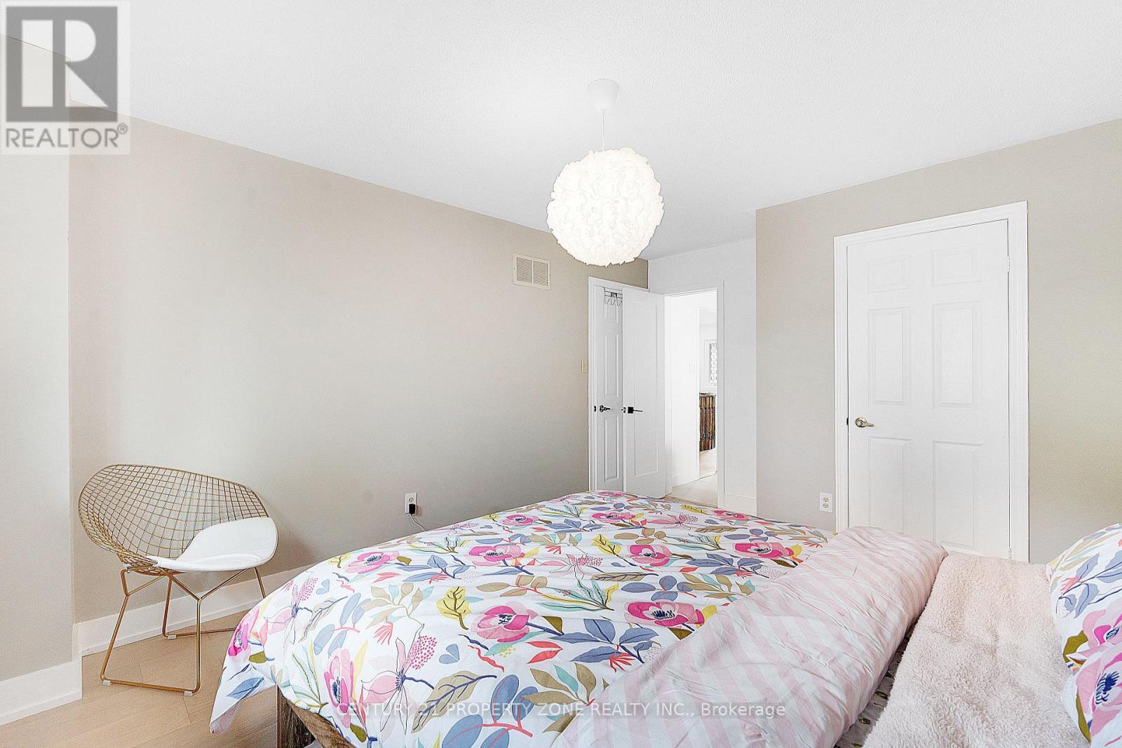 380 Summerchase Drive, Oakville, Ontario  L6H 5T7 - Photo 35 - W12627678