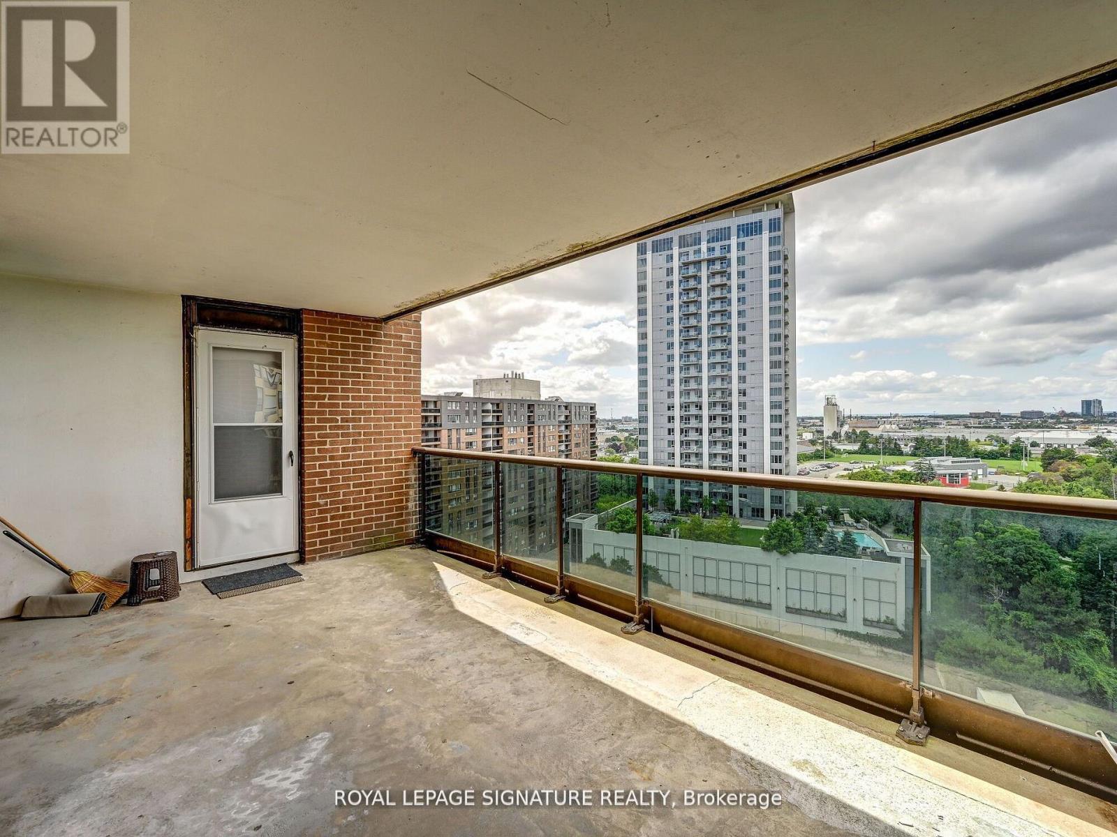 1411 - 4 Lisa Street, Brampton, Ontario  L6T 4B6 - Photo 17 - W12627692