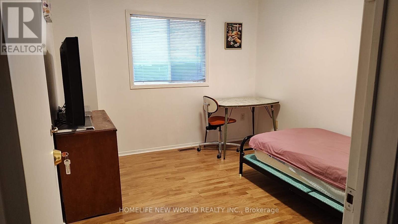 3rd Bedroom - 3050 Olympus Mews, Mississauga, Ontario  L5N 4V7 - Photo 3 - W12627722